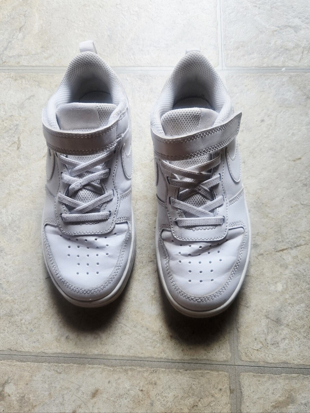 Nike Kids White Hook-and-Loop Lace Athletic Sneakers